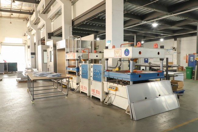 工場ディスプレイ