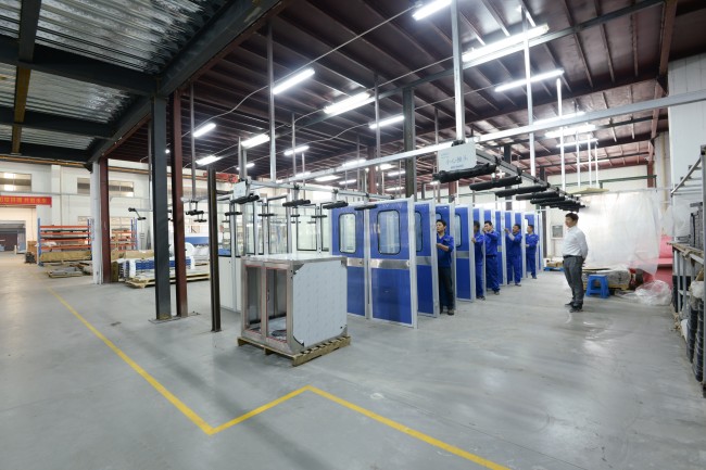 工場ディスプレイ